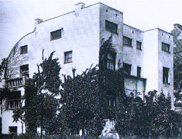Steiner House